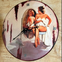 Часы "Pin-Up Lady"